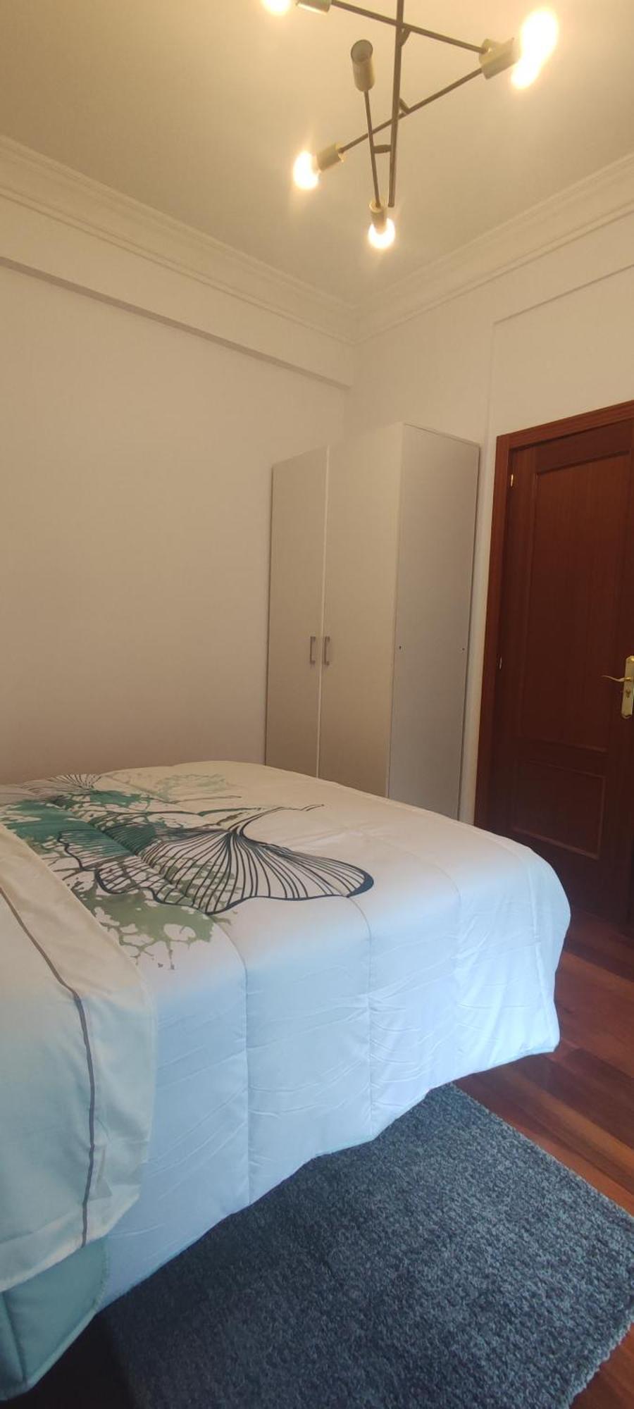 Habitacion Plaza Zabalburu Bilbao Room photo