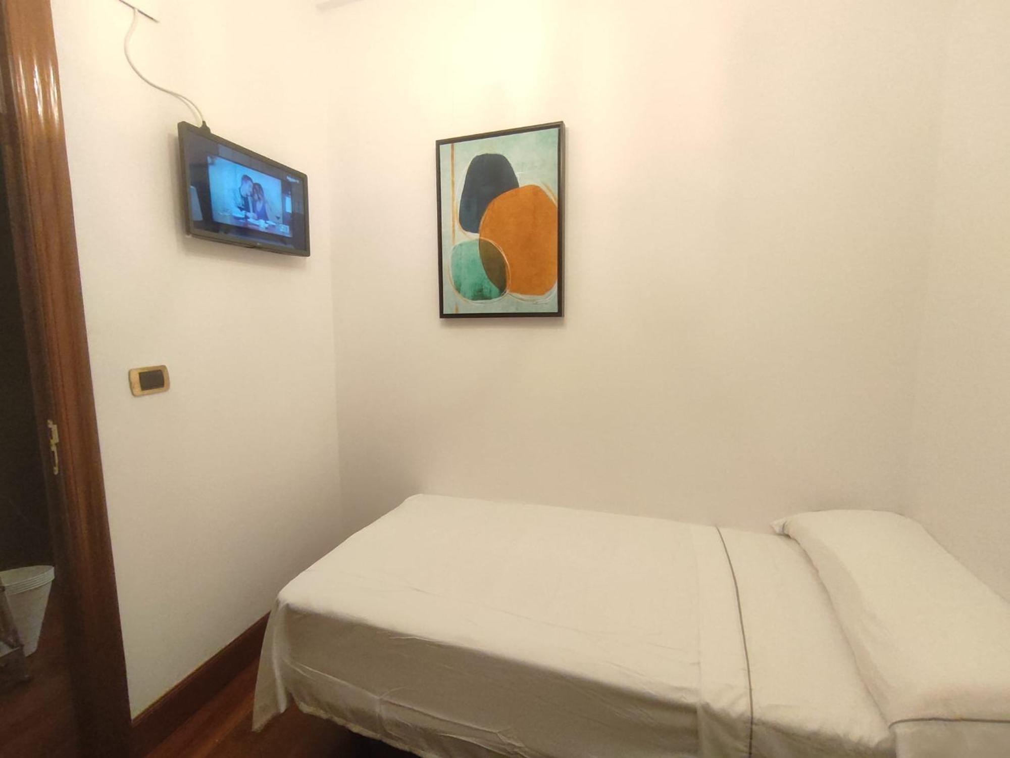 Habitacion Plaza Zabalburu Bilbao Room photo