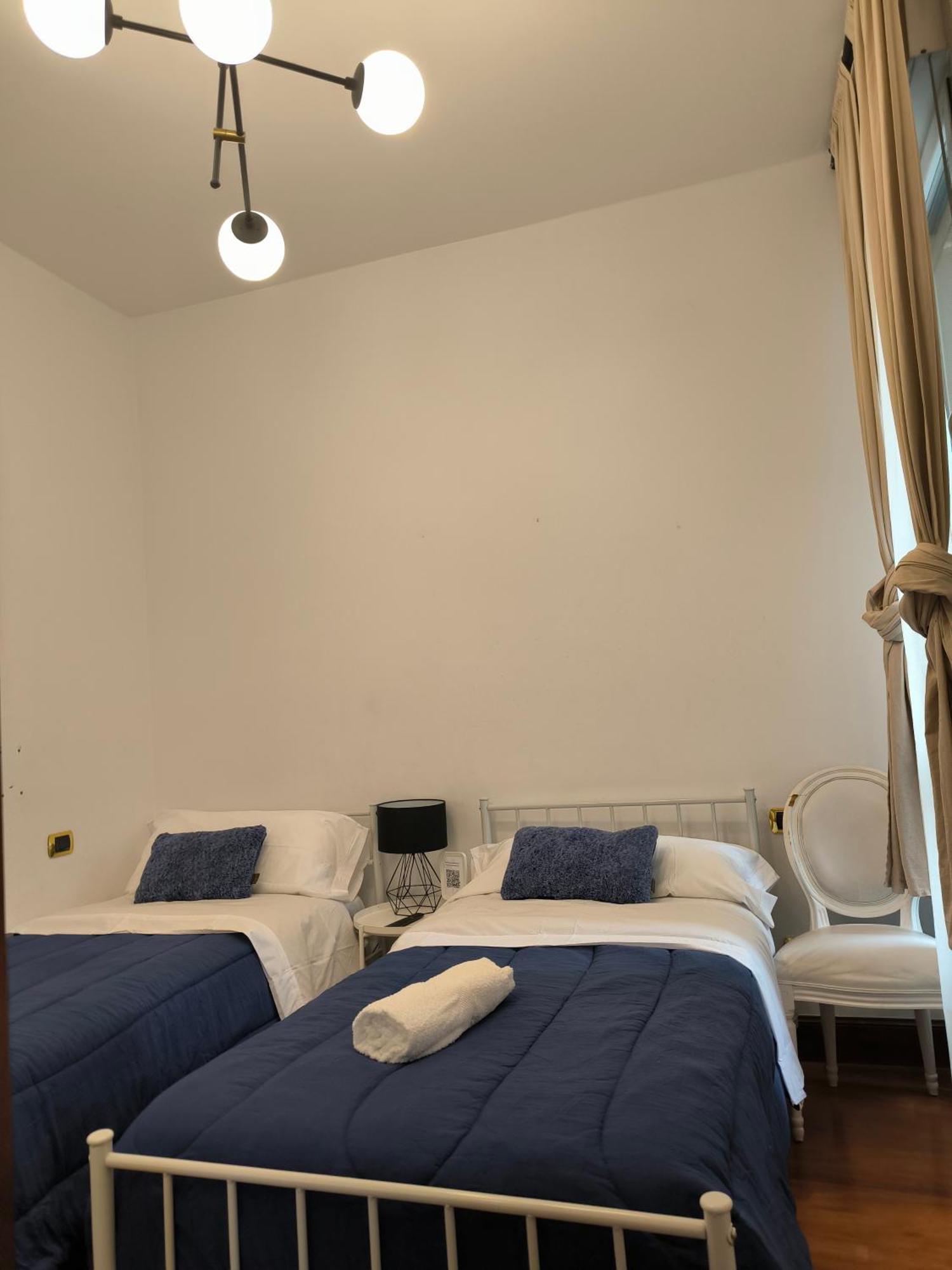 Habitacion Plaza Zabalburu Bilbao Room photo